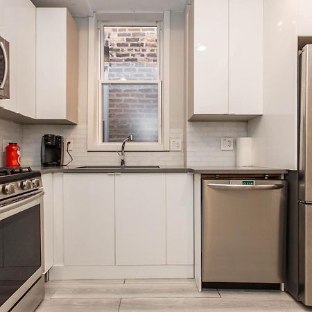 The Double Play - 1 Min Walk To Wrigley! Spacious 2Br - Perfect For Cubs Fans! Чикаго Экстерьер фото