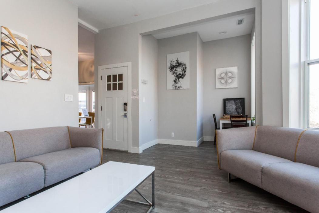The Double Play - 1 Min Walk To Wrigley! Spacious 2Br - Perfect For Cubs Fans! Чикаго Экстерьер фото